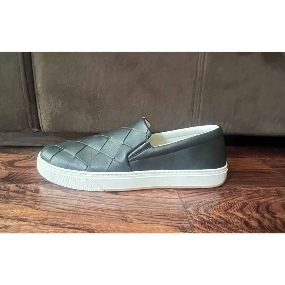 $1095 NIB Bottega Veneta Intrecciato Leather Slip-On Sneakers Black White 9(42)